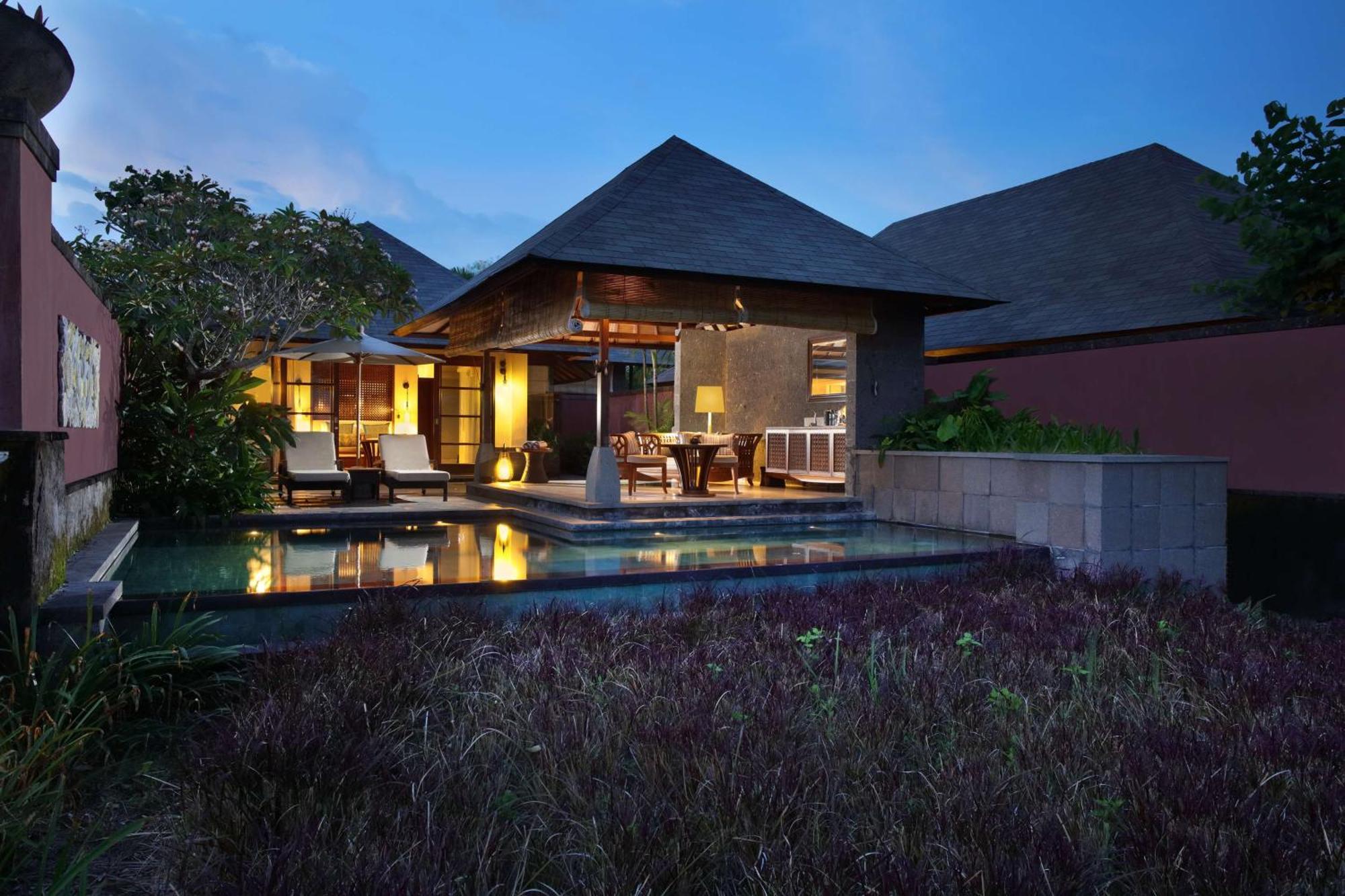 Hilton Bali Resort Nusa Dua  Exterior foto A pool villa at The Sarojin