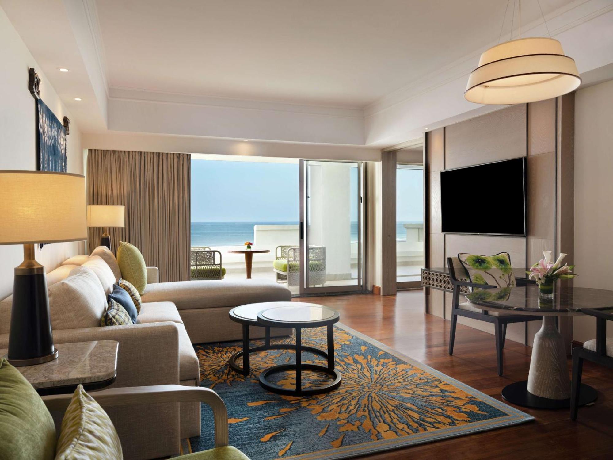 Hilton Bali Resort Nusa Dua  Exterior foto A suite at the Westin Maldives